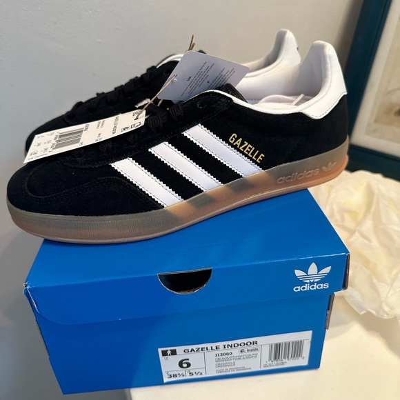 Adidas Indoor Gazelle Womens 7.5 Mens 6 UK 5.5 Core Black Cloud White Gum NEW - Picture 2 of 4